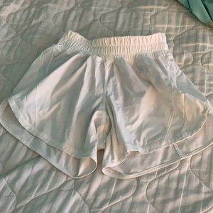 track that mid rise lined short 5” lululemon